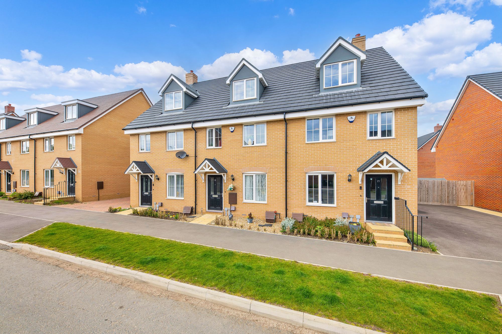 Moonflower Place, Biggleswade, SG18